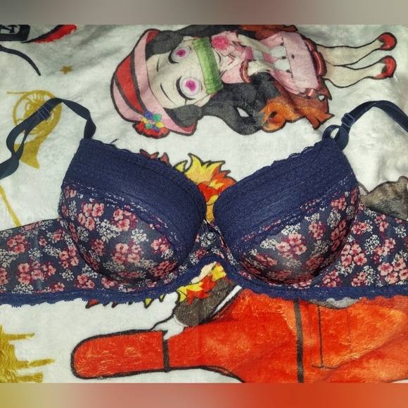 Laura Ashley Other - Navy floral print & lace lined 34d bra